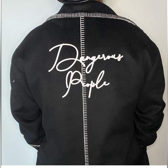 Dangerous People ,RARE branded Mens Trench Coat 🧥 - Picture 3 of 9